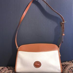 ⚠️FLASH SALE⚠️ dooney & bourke leather crossbody